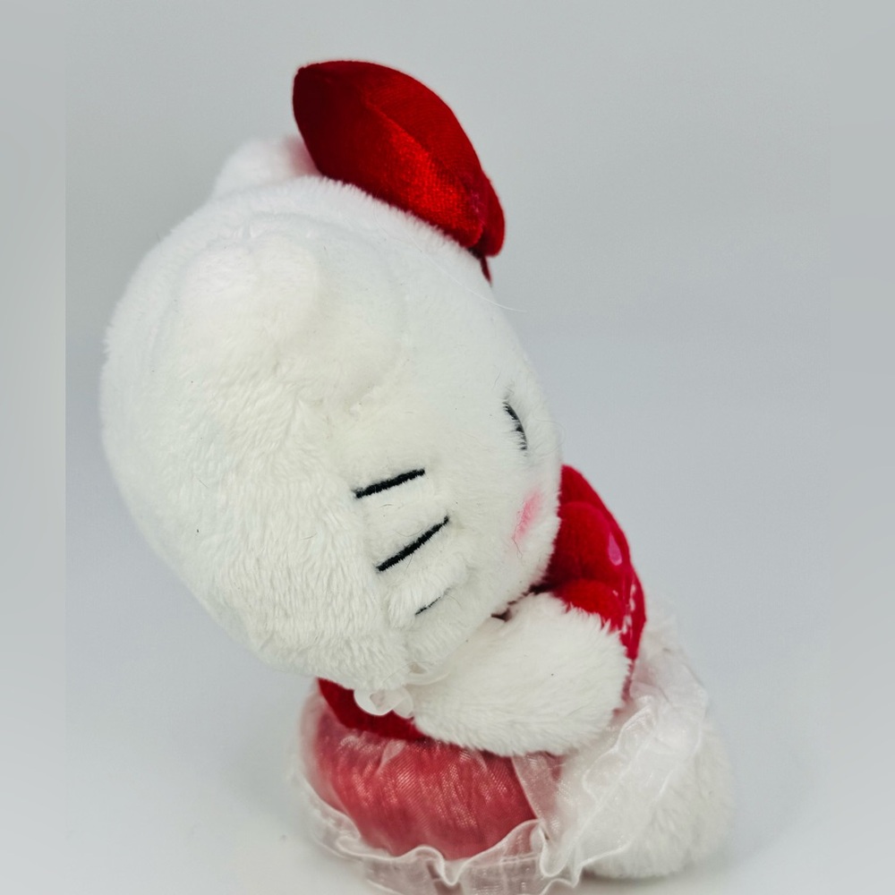 Sanrio Hello Kitty Plush W/You Are Loved Heart Stuffed Animal 5” NO TAG - Picture 4 of 7